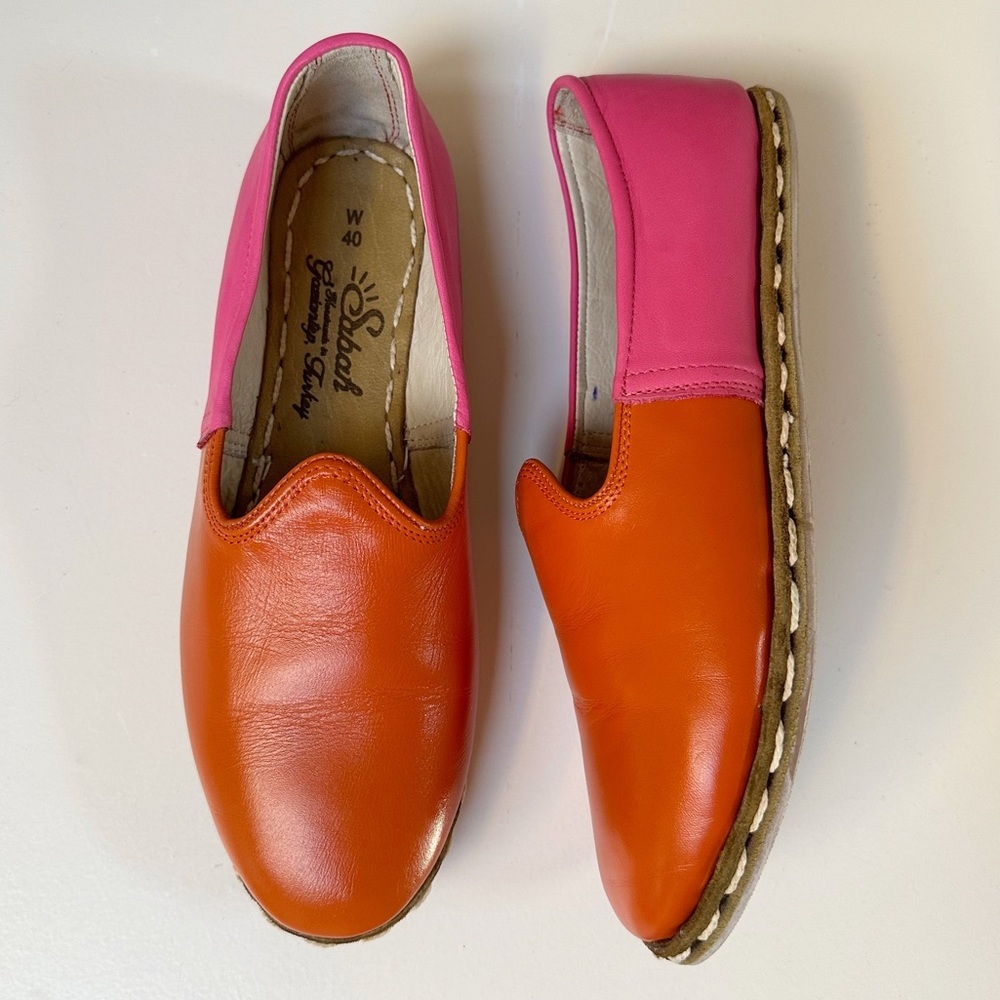 Sabah Shoes. Pink Orange Leather Two-Tone Color New without tags or box. Size 40